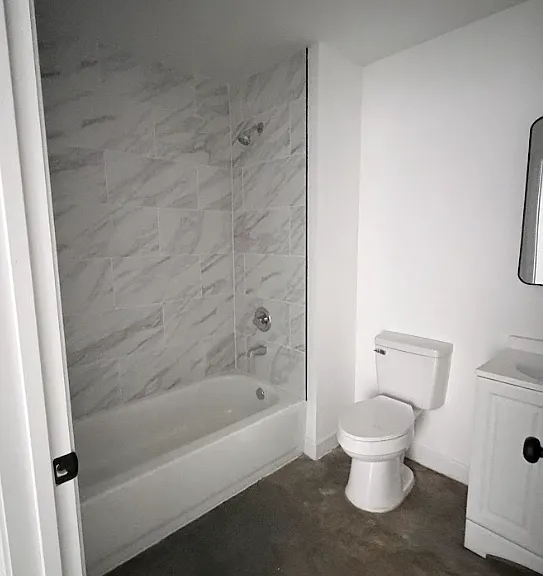 803 Goodwyn St — Photo 8