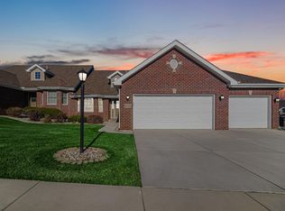 11520 Upper Peninsula Lane St, John, IN 46373