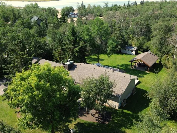 402 E East Puffin St, Camrose County, AB T0B 0H0