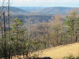 6 Kessel Rd, Great Cacapon, WV 25422