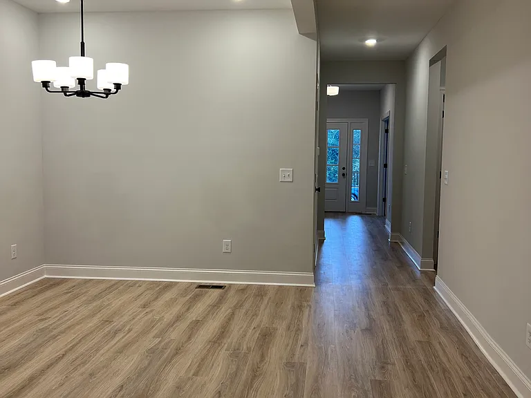 165 John T Alexander Blvd — Photo 8