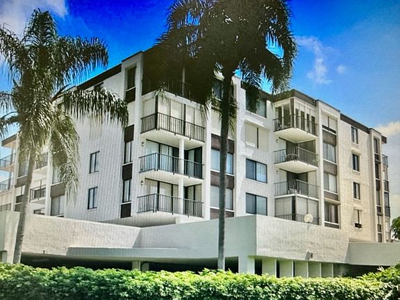 2nd image of 6322 Palma Del Mar Blvd S APT 506