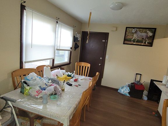 5th image of 7411D Astor Ave