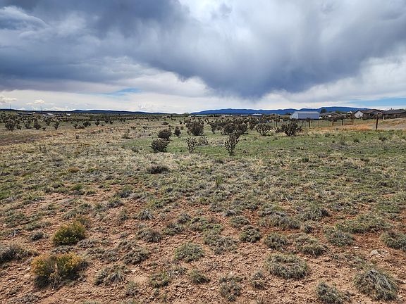 2nd image of 104 Evening Star Loop