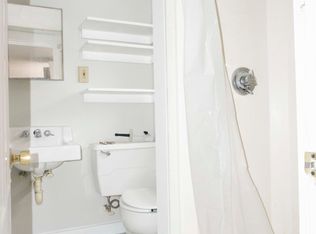 149 Charles St #3AQ, Boston, MA 02114