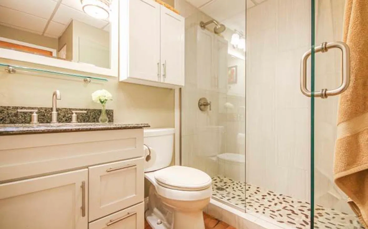 1 bed, 700 sqft, $3,300 — Photo 4