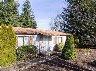 93 8th St, Dayton, OR 97114