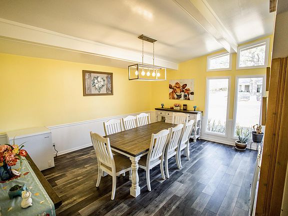 Image 3: Dining Room
