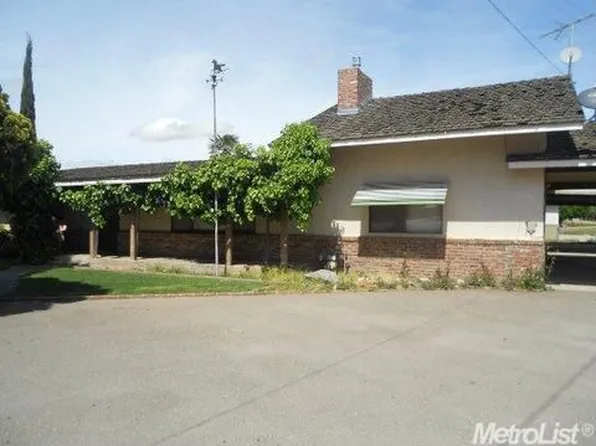 6413 E Whitmore Ave, Hughson, CA 95326