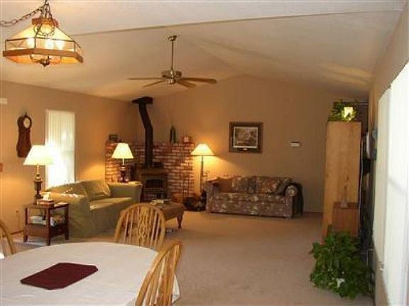 3rd image of 5289 Crestline Dr