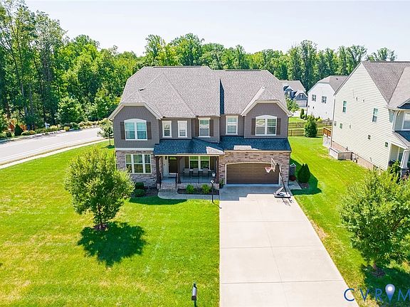 2nd image of 5001 Maben Hill Ln