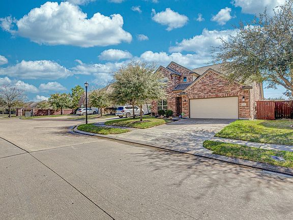 2nd image of 19911 Lizzie Ridge Ln