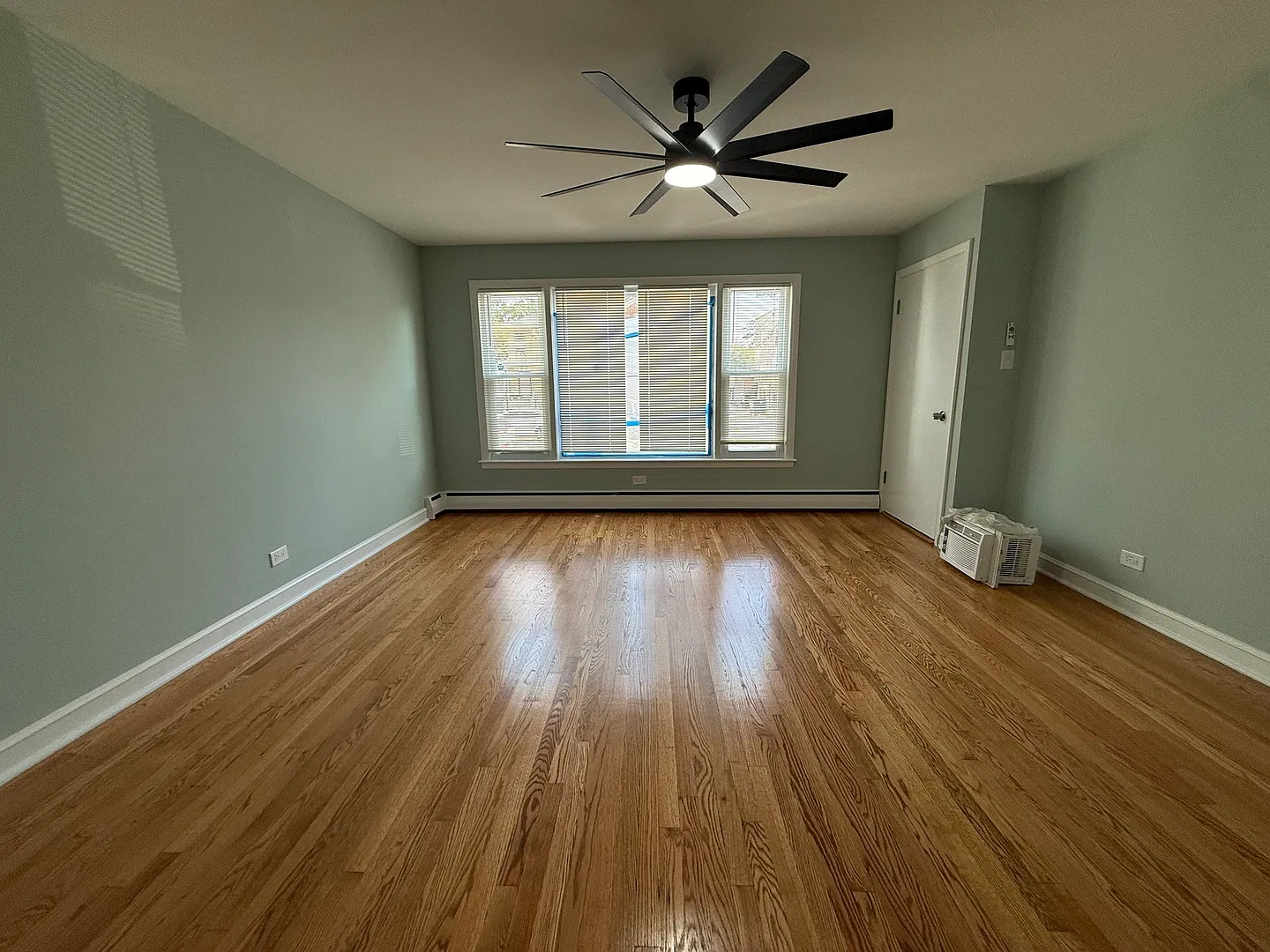6842 S Campbell Ave — Photo 4