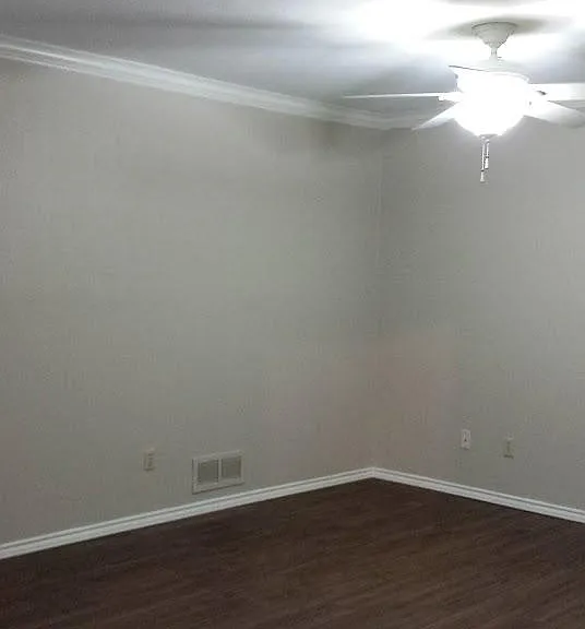3225 Cross Bend Rd — Photo 7