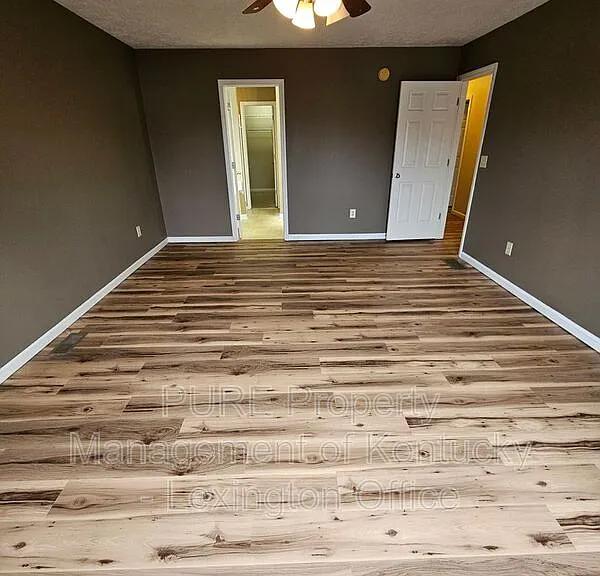 3169 Roundway Down Ln — Photo 14