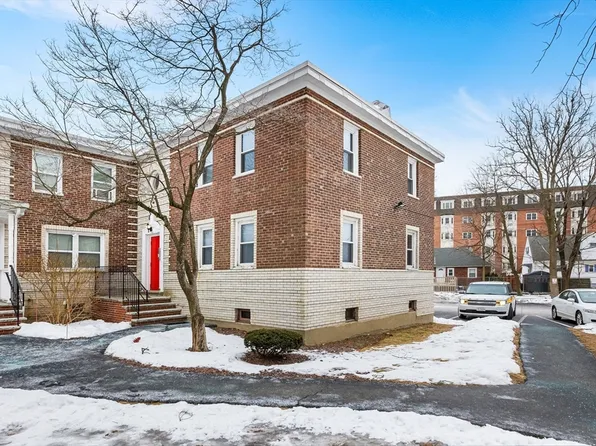 54 Newman Rd APT 3, Malden, MA 02148