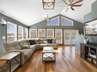 127 Sam Davis Dr, Springfield, TN 37172
