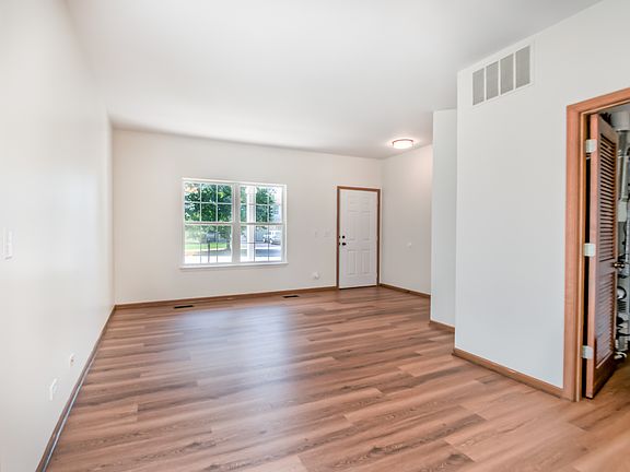 4th image of 2515 Eldorado Ln