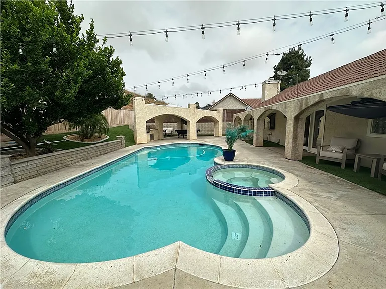11296 Heathcliff Dr — Photo 18