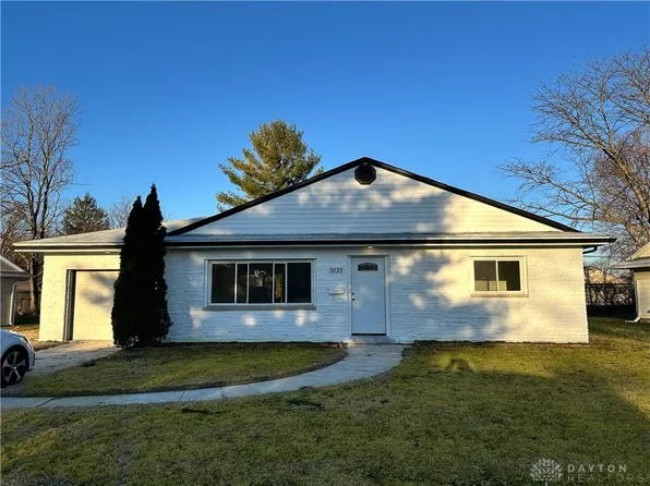 3833 Saranac Dr, Dayton, OH 45429