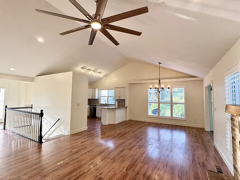 220 Konawa Ln — Photo 5