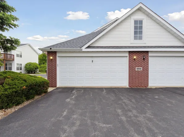 10156 Metalmark Ln Unit 2, Roscoe, IL 61073