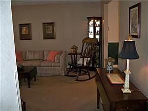 3rd image of 393 Tracey Ln