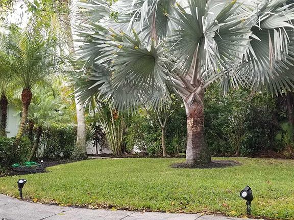 2nd image of 208-210 Beverly Drive #208,210/210a