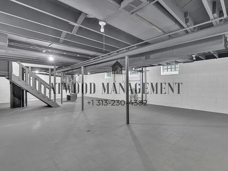 7600 Dobel St — Photo 14