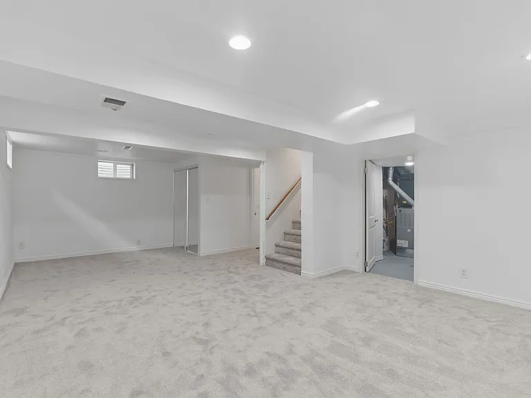 8111 E Briarwood Blvd — Photo 17