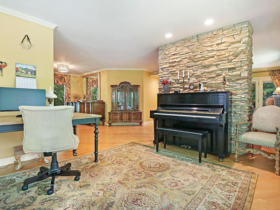 112 River Dr, Trout Valley, IL 60013 Zillow