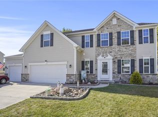 2888 Vista Ct, Uniontown, OH