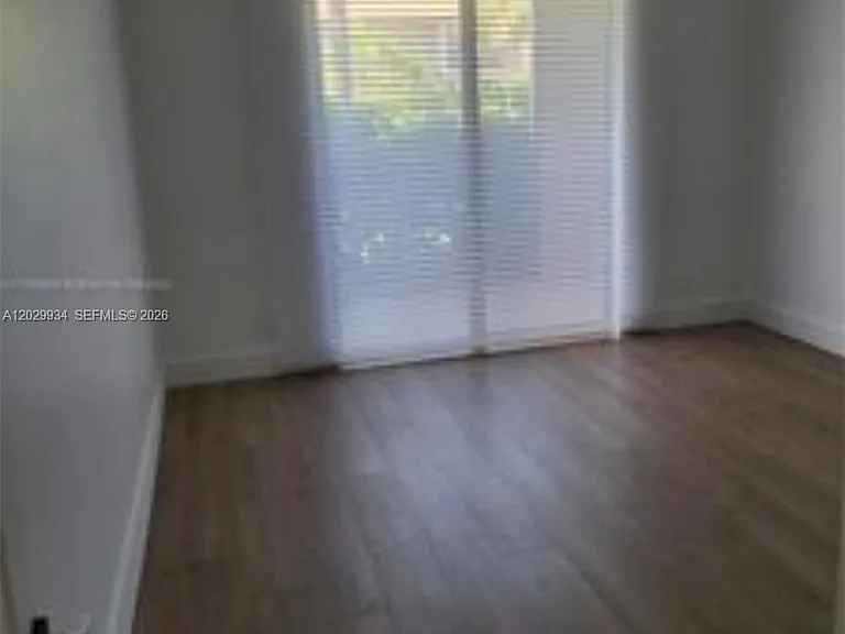 733 SE 1st Way #109 — Photo 12