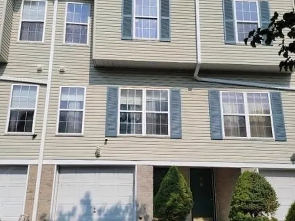 6 Carmella Ct, Newark, NJ 07104