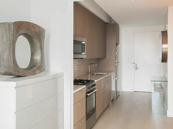 86 Fleet Place image 8 of 23