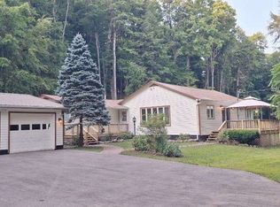 401 Rider Rd, Clayville, NY 13322