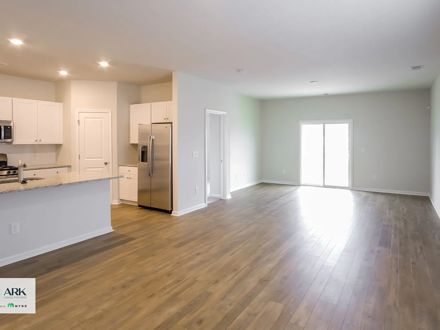 4 bed, 2.0 bath, 1779 sqft, $1,865 — Photo 3
