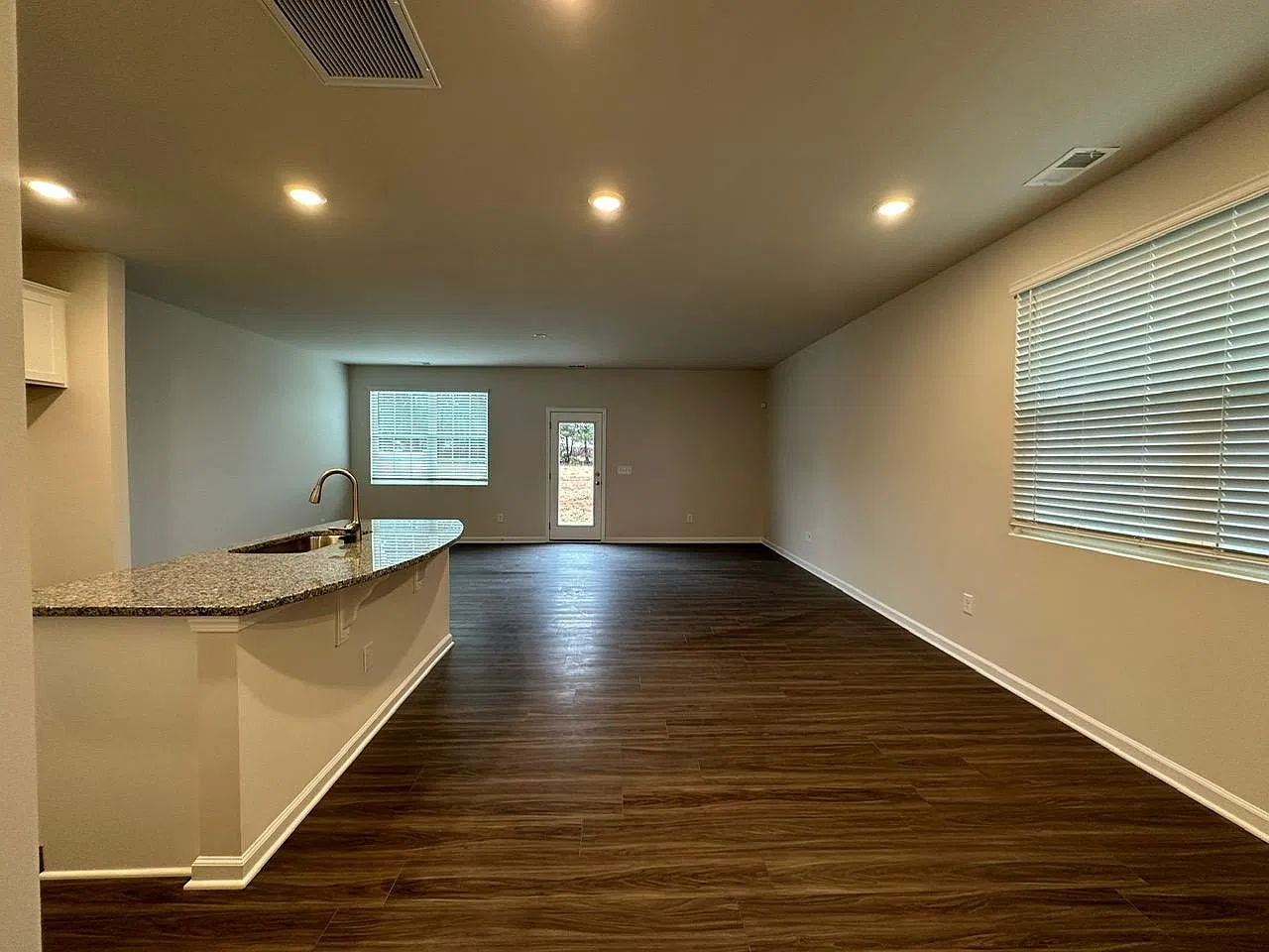 12832 Canton Side Ave — Photo 4