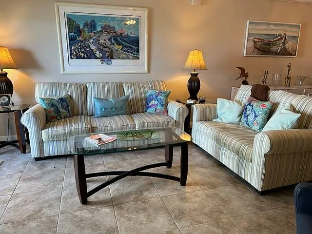 7700 Sun Island Dr S #105 — Photo 16
