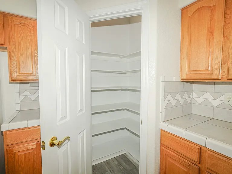 1825 E Shore Villas Dr #DRIVE44 — Photo 5
