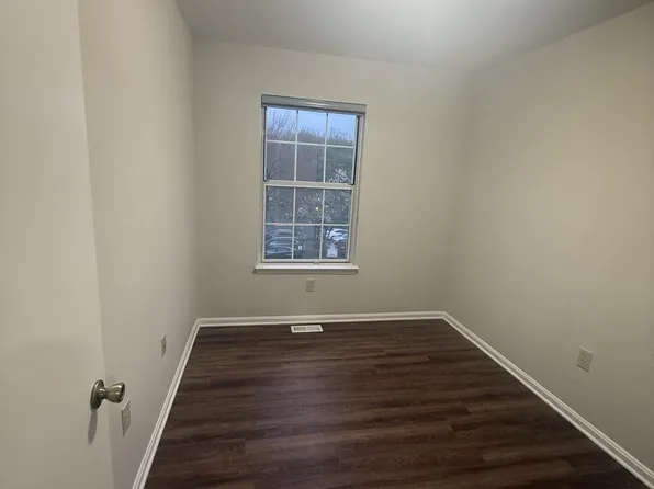 18240 Paladin Dr, Olney, MD 20832