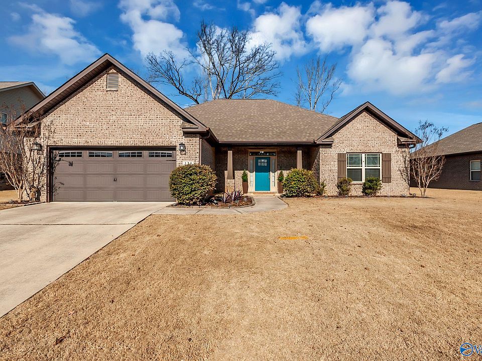 1st image of 131 Heritage Brook Dr NW