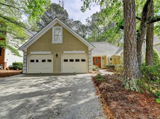 265 Rolling Mist Ct, Alpharetta, GA 30022