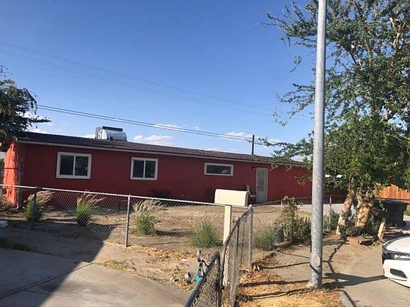 2nd image of 46510 Aster Ct