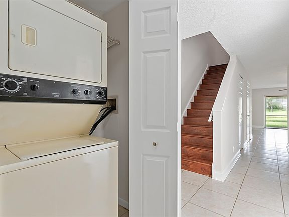 4th image of 9831 Kamena Circle