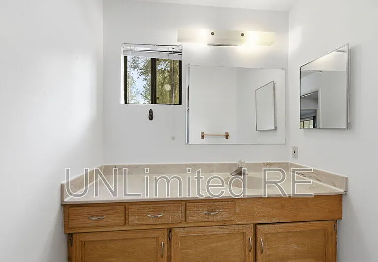 1410 N Inverrary Way — Photo 35
