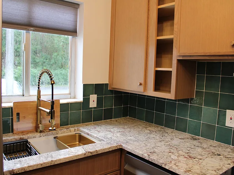 5214 Stacy St — Photo 3