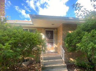 9716 S Prairie Ave, Chicago, IL 60628