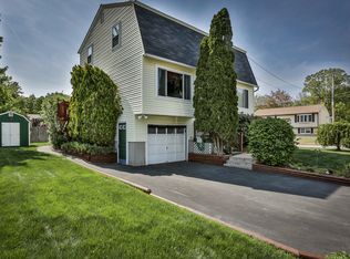 5 Calvert Cir, Manchester, NH 03103