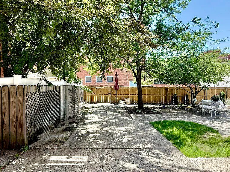 1502 W Mount Royal Ave #1 — Photo 23